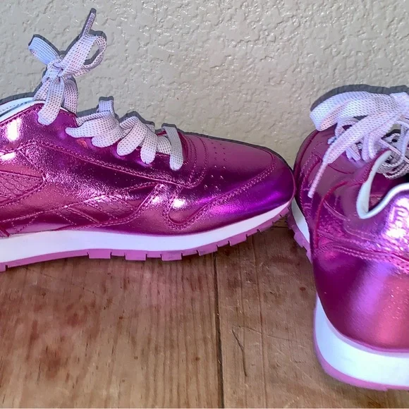 Classic Reebok Pink Metallic - Picture 5 of 6